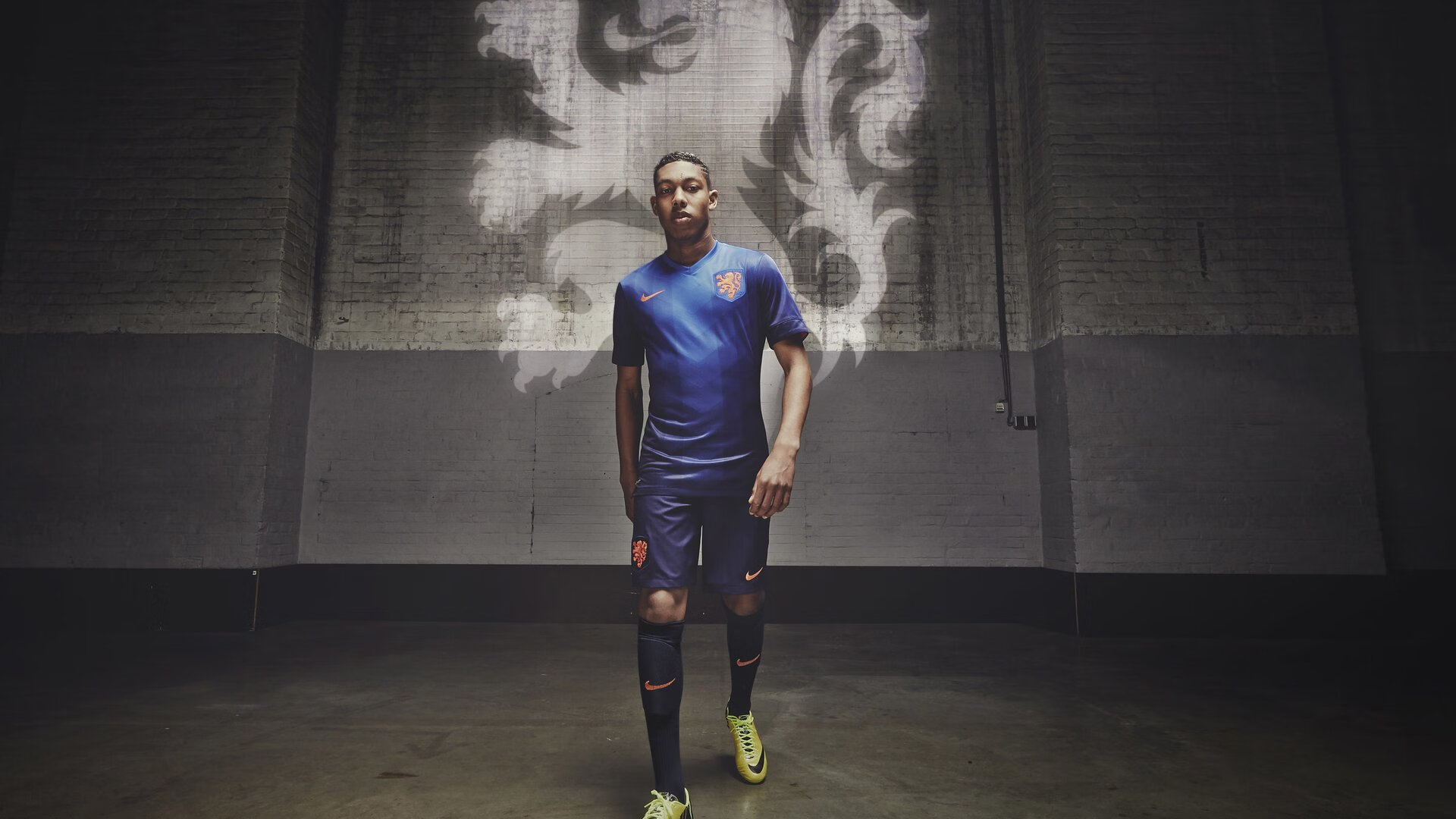 电竞解说是否应接受表达技巧系统培训